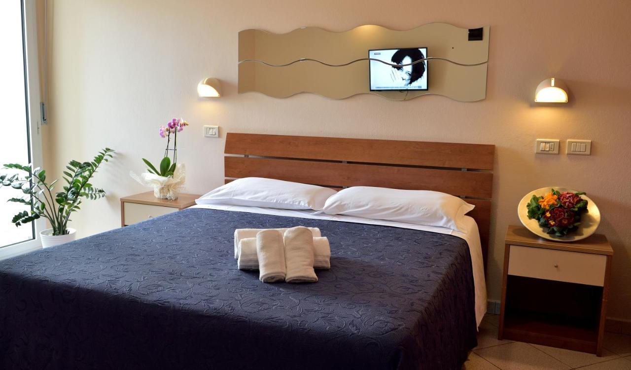 B&B Hotel Oltremar Cattolica Exterior foto
